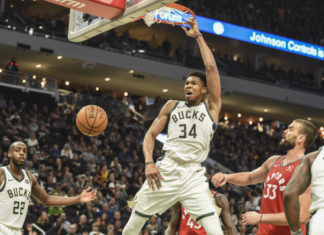 Αντετοκούνμπο: Για 19η σερί φορά “διπλός” ο “Greek Freak” οδήγησε στη νίκη τους Μπακς (Βίντεο)