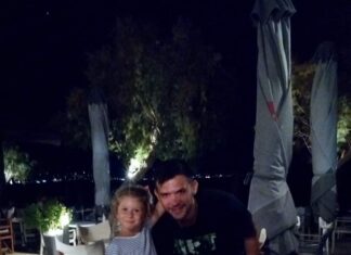 Στην Καλαμάτα για διακοπές ο Κώστας Παπανικολάου(Pic)