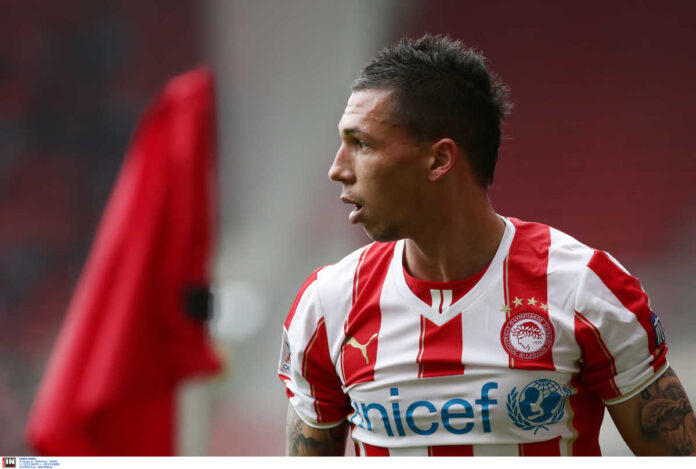 ×ÏËÅÌÐÁÓ <br>ÏËÕÌÐÉÁÊÏÓ - ÐÁÍÁÉÔÙËÉÊÏÓ <br><br>HOLEBAS<br> OLYMPIAKOS - PANETOLIKOS <br>(SUPERLEAGUE 2013-2014)