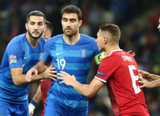 Ο Παπασταθόπουλος πάει στη Νάπολι – Γαλανόλευκο… δίδυμο με Μανωλά