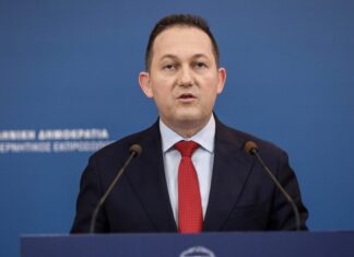 Πέτσας : «Κλειστός ο αθλητισμός ως τις 7 Ιανουαρίου»