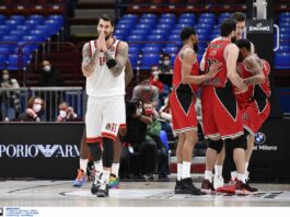 Αρμάνι Μιλάνο – Ολυμπιακός 90-79: Δεν έφταναν Βεζένκοφ και Σλούκας