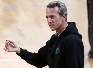 Εκθείασε την Καλαμάτα 80 ο Σάκης Ψάρρας