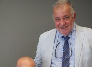 Τον δεξιό μπακ Ουές απέκτησε η Μαύρη Θύελλα