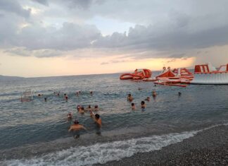 Ξεκίνησαν με beach party τη σεζόν οι ακαδημίες του Άργη