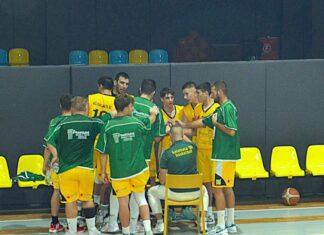 Αποδεκατισμένη, από ψηλούς, στο Αίγιο η Καλαμάτα 80