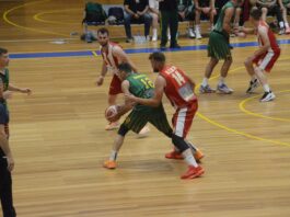 Καλαμάτα 80 – Δίων Κυπαρισσίας 67-64: Με τρίποντο του Νικολόπουλου στο φινάλε το 1-0 για τους Λύκους
